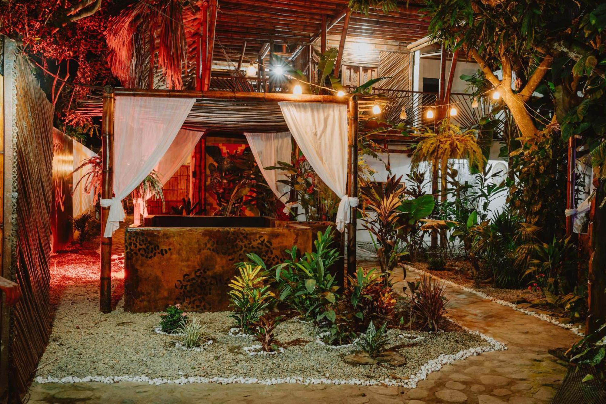 Kasakola Hotel Palomino Luaran gambar