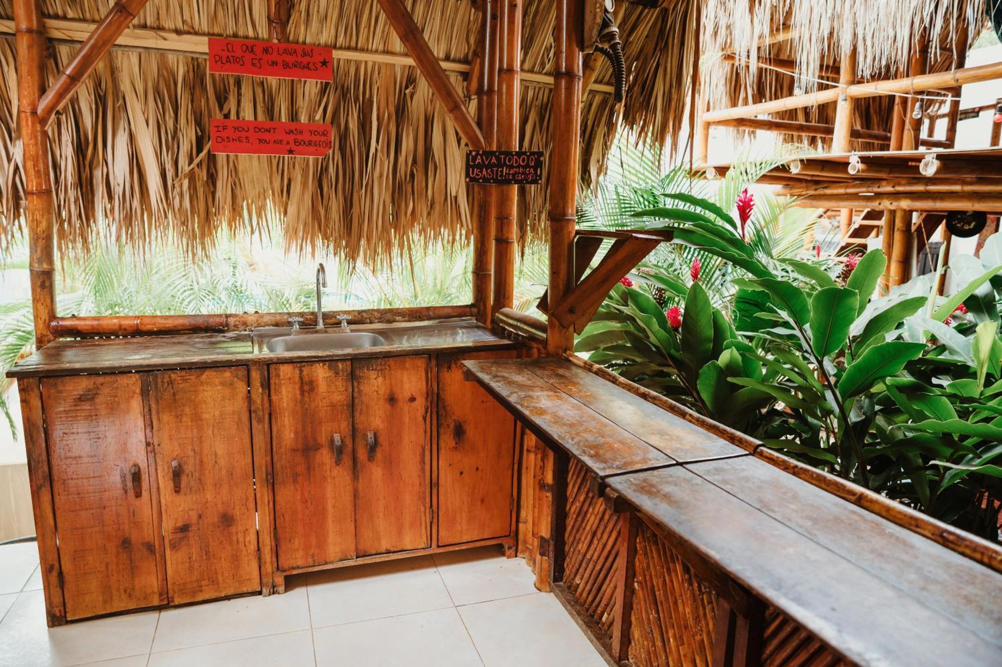 Kasakola Hotel Palomino Luaran gambar